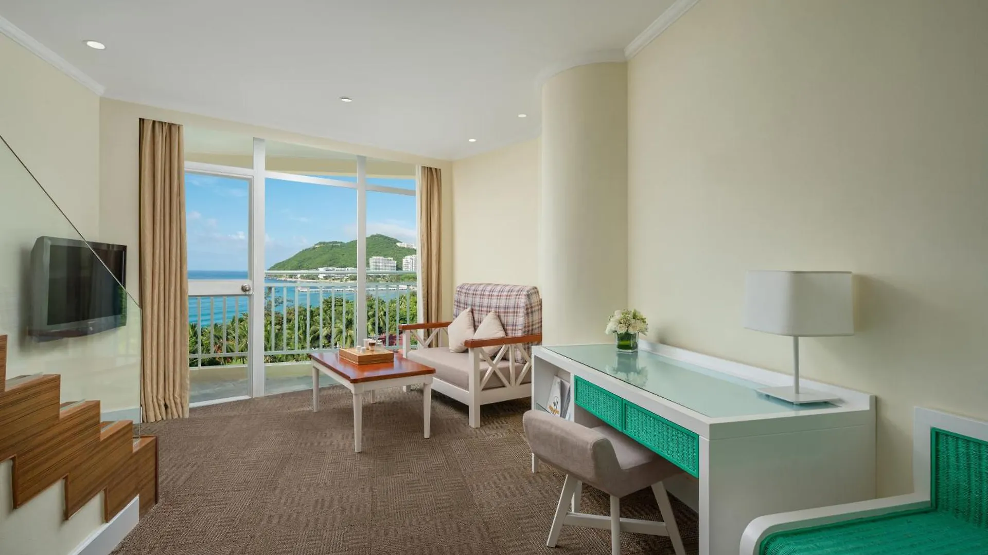 Sunshine Resort Intime Sanya