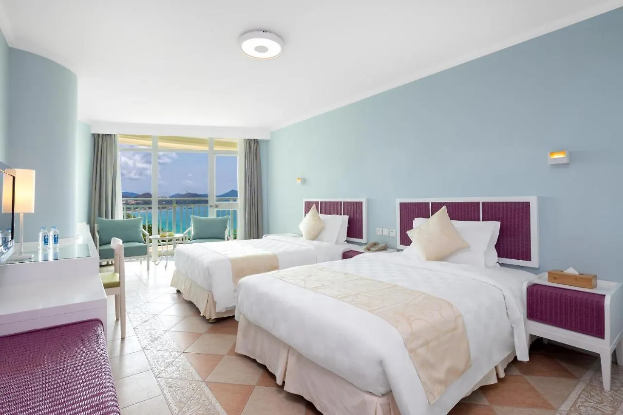 Sunshine Resort Intime Sanya 5*,  China